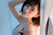 Nữ Youtuber Nhật Bản sở hữu thân hình nuột nà, bất chấp mọi phong cách