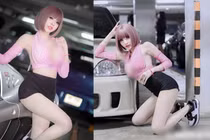 Hot girl diện đồ ngắn cũn, tạo dáng phản cảm bên xế sang