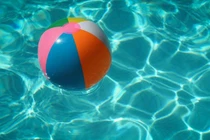 Đưa con đi bơi, nữ HLV dạy bơi hối hận cả đời