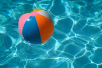 Đưa con đi bơi, nữ HLV dạy bơi hối hận cả đời