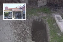 Đưa con đi chôn, cha mẹ nghe thấy tiếng khóc rợn người và sự thật