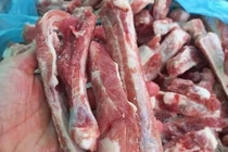 Mua sườn tránh 3 loại này, được cho cũng đừng lấy
