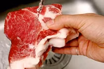 Thịt bò càng chần càng bẩn, thêm bước này cực sạch lại ngọt thịt