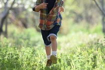 Nghe tiếng kêu cứu trong bụi cây, phát hiện chuyện kinh hoàng 