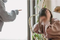 Nàng dâu bị mẹ chồng tát chỉ vì bố chồng khen nấu ăn ngon 