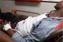 Đi đón vợ, chồng bị 2 phụ nữ bắt cóc rồi cưỡng bức 