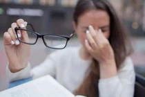 Thấy khát nước và mắt mờ, đi khám ngay phòng căn bệnh nguy hiểm này 