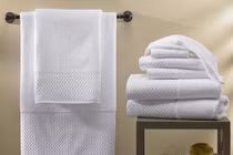 Không giặt khăn tắm 3 ngày, vi khuẩn lên tới 80 triệu con