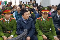 Đại án Oceanbank: Hà Văn Thắm nhận tội, xin xem xét cho thuộc cấp