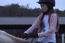 Bé 11 tuổi u não tưởng mất... lại sống như phép màu