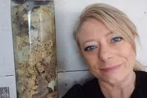 Không muốn xa người chồng đã chết, vợ làm điều ai cũng khiếp 