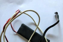 Kiểm tra ổ điện phòng trọ, gái trẻ phát hiện điều kinh hoàng