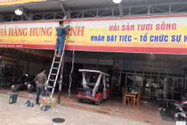 Hải Tiến: Kinh hoàng côn đồ ùa vào đập phá nhà hàng, đâm chém người