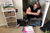 Tưởng bị ma ám, cô gái phát hiện sự thật đáng sợ...