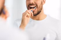 Đau bụng dữ dội, anh chàng đến viện phát hiện điều độc lạ, ngỡ ngàng...