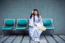 Cô gái ngày khóc thuê 8 lần và cái kết bất ngờ