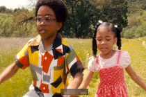 Chuyện lạ hôm nay: Bạn gái nói mang thai, cậu bé 12 tuổi làm điều sốc