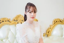 Dương Cẩm Lynh sống ra sao khi rời biệt thự, hàng hiệu?