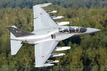 Máy bay Yak-130 của Nga: “Nhỏ con mà có võ ngon“