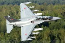 Máy bay Yak-130 của Nga: “Nhỏ con mà có võ ngon“