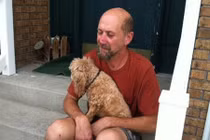 Chú chó thông minh giúp chủ nhân thoát khỏi trầm cảm