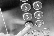 Rợn người thang máy dừng nơi tối đen và lý do bất ngờ