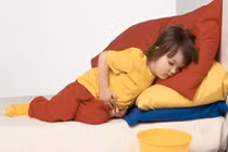 Bé gái 2 tuổi tử vong sau bữa ăn chiều ở nhà trẻ tự phát