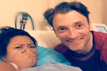 Phương Vy Idol sinh con gái nặng 4 kg