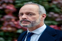 “Cuộc chiến amiăng” và cái kết đắng của một điệp viên tư nhân 