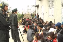 Bật mí về chuyến tàu bí mật phá sới bạc trăm người