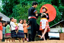 Tháng 4 đến với Chợ tình Khâu Vai Hà Giang 