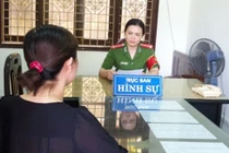 Nghe điện thoại mất... gần 800 triệu