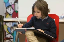 Ngưỡng mộ thiên tài tốt nghiệp đại học năm 9 tuổi