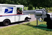 Chết khiếp với những hòm thư “độc nhất vô nhị“