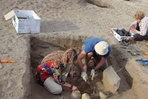 Sự thực khai quật xác ướp, tìm thấy "iPhone" gây choáng?