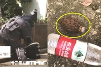 Tưởng đồ chơi nhặt về cho cháu, chẳng ngờ là thứ kinh hoàng...