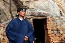 Đắng lòng dị nhân lên núi ẩn dật học võ để trả thù bạn gái 