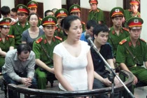 Xót xa tình cảnh gia đình tan nát vì “cái chết trắng“