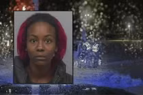 Chuyện lạ hôm nay: Ghê sợ người mẹ đem tính mạng con ra đùa giỡn