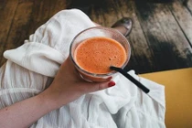 Vợ đầu độc, chồng không chết còn cực khỏe vì lý do bất ngờ