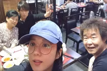 Ngoại hình "lão hóa ngược" hơn cả em của anh trai Jang Na Ra