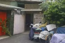 Xác em bé phân hủy trong nhà và sự thật kinh hoàng phía sau