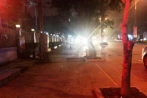 Truy bắt 2 kẻ đi xe máy bắn người đứng trên vỉa hè