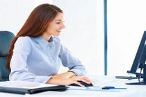 Học cách “ngồi” nhiều mà không béo bụng cho chị em công sở