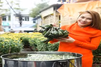 Loạt ảnh đời thường đáng yêu hiếm thấy của Mỹ Tâm ở quê