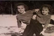 Cặp song sinh dính liền quyết không rời nhau cho đến khi chết 