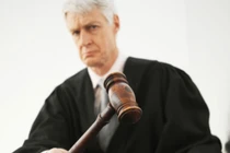 Yêu râu xanh đưa đơn kháng cáo với lý do tòa án "choáng váng"