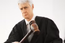 Yêu râu xanh đưa đơn kháng cáo với lý do tòa án "choáng váng"