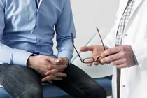 Thanh niên đau bụng dữ dội, bác sĩ khám ra điều kinh dị