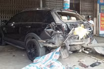 Bắc Giang: Bé trai 13 tuổi lái xe khách gây tai nạn liên hoàn 